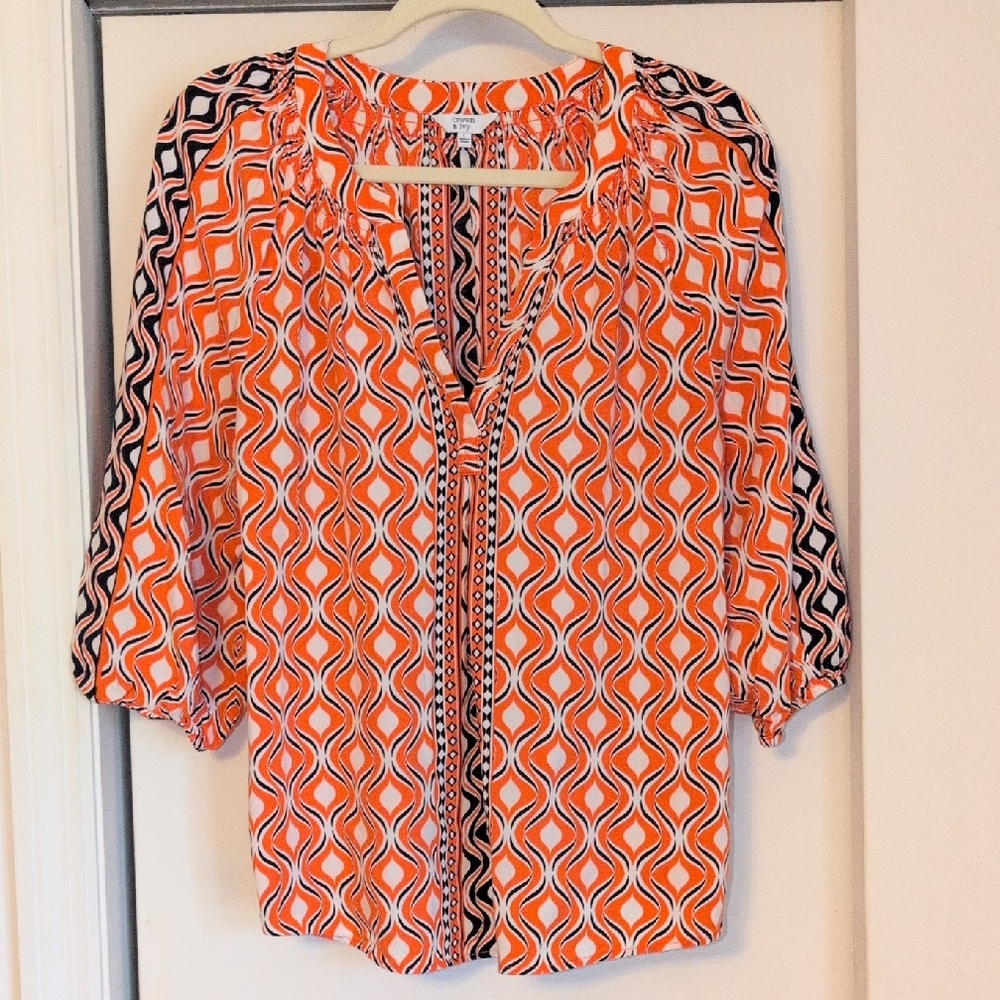 Crown & Ivy Large Orange and White Geometric Blouse